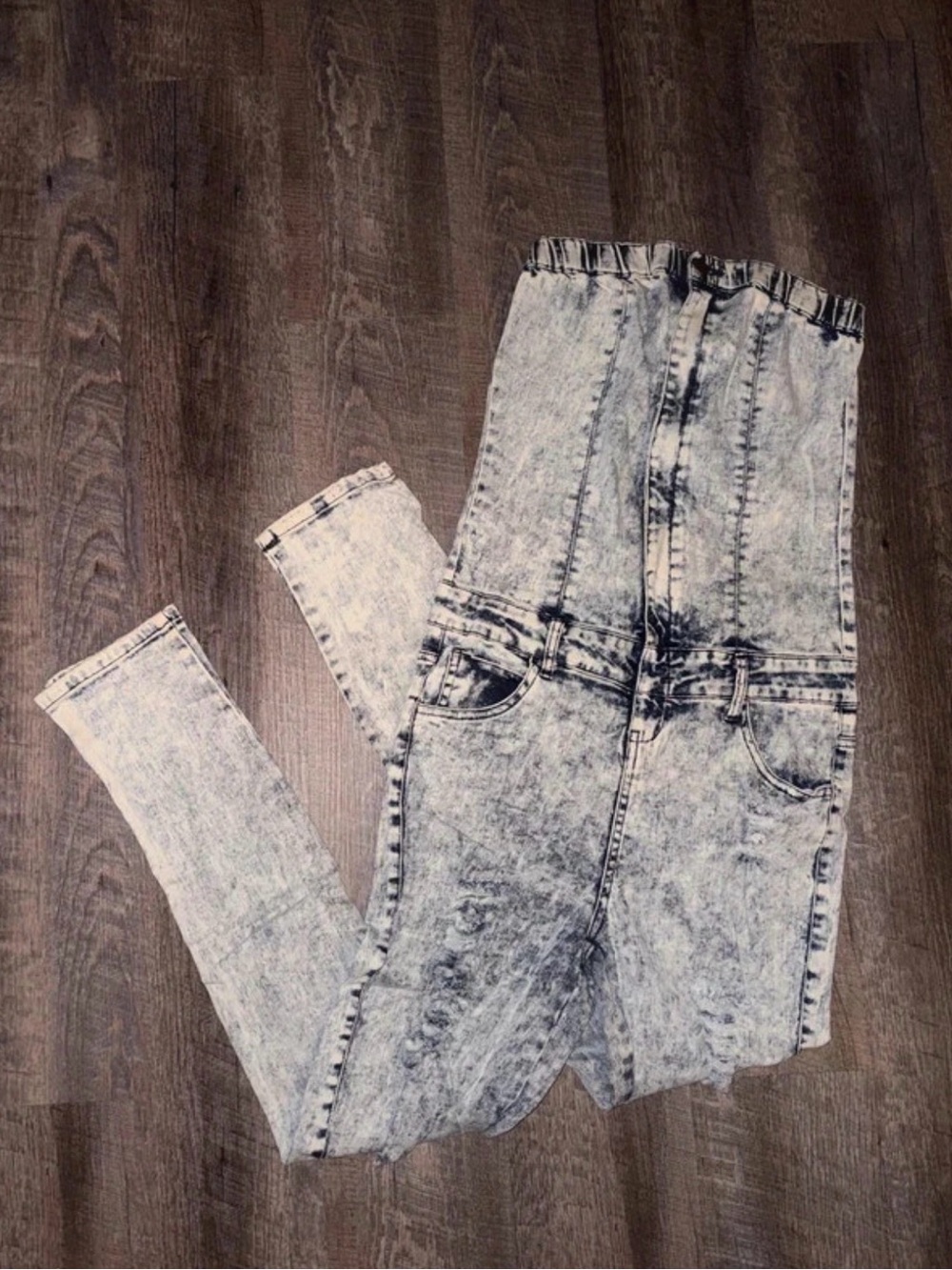 NWOT Women's Acid Wash Distressed Denim Jumpsuit - Light Blue